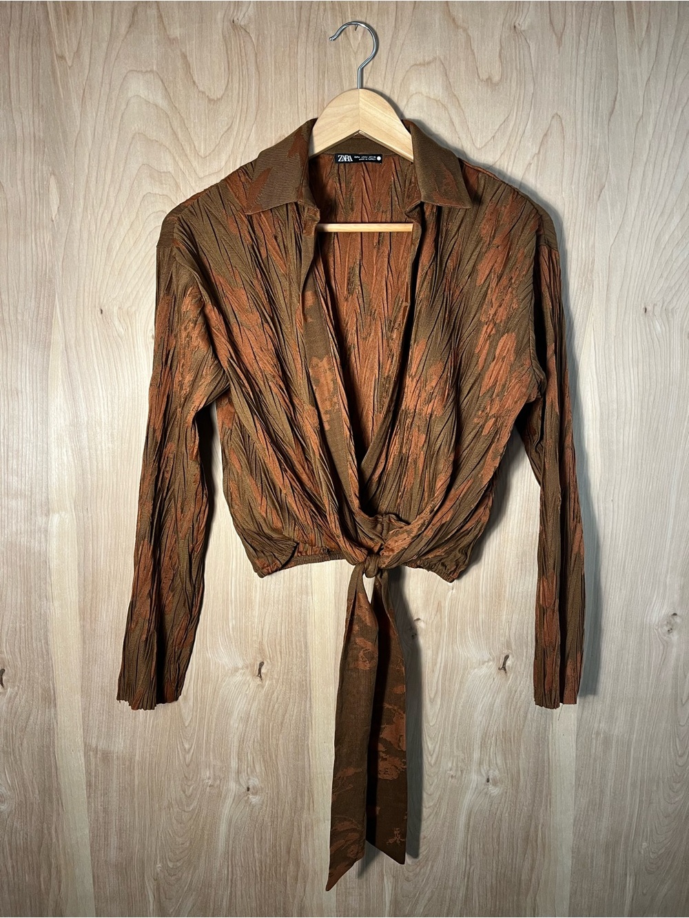 Zara Jacquard Textured Rust Brown Cropped Tie Front Longsleeve Shirt Medium